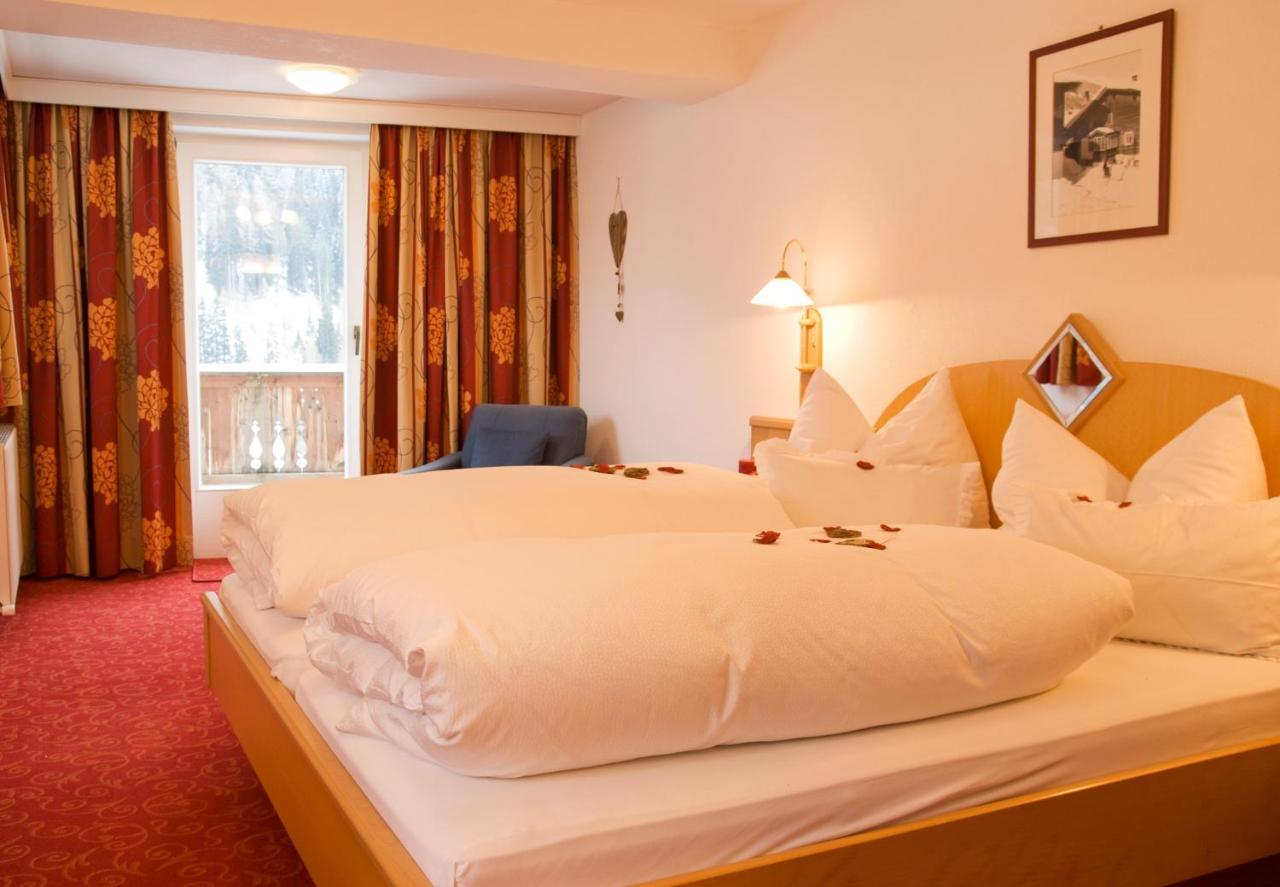 Haus Battisti Hotel Sankt Anton am Arlberg Bagian luar foto