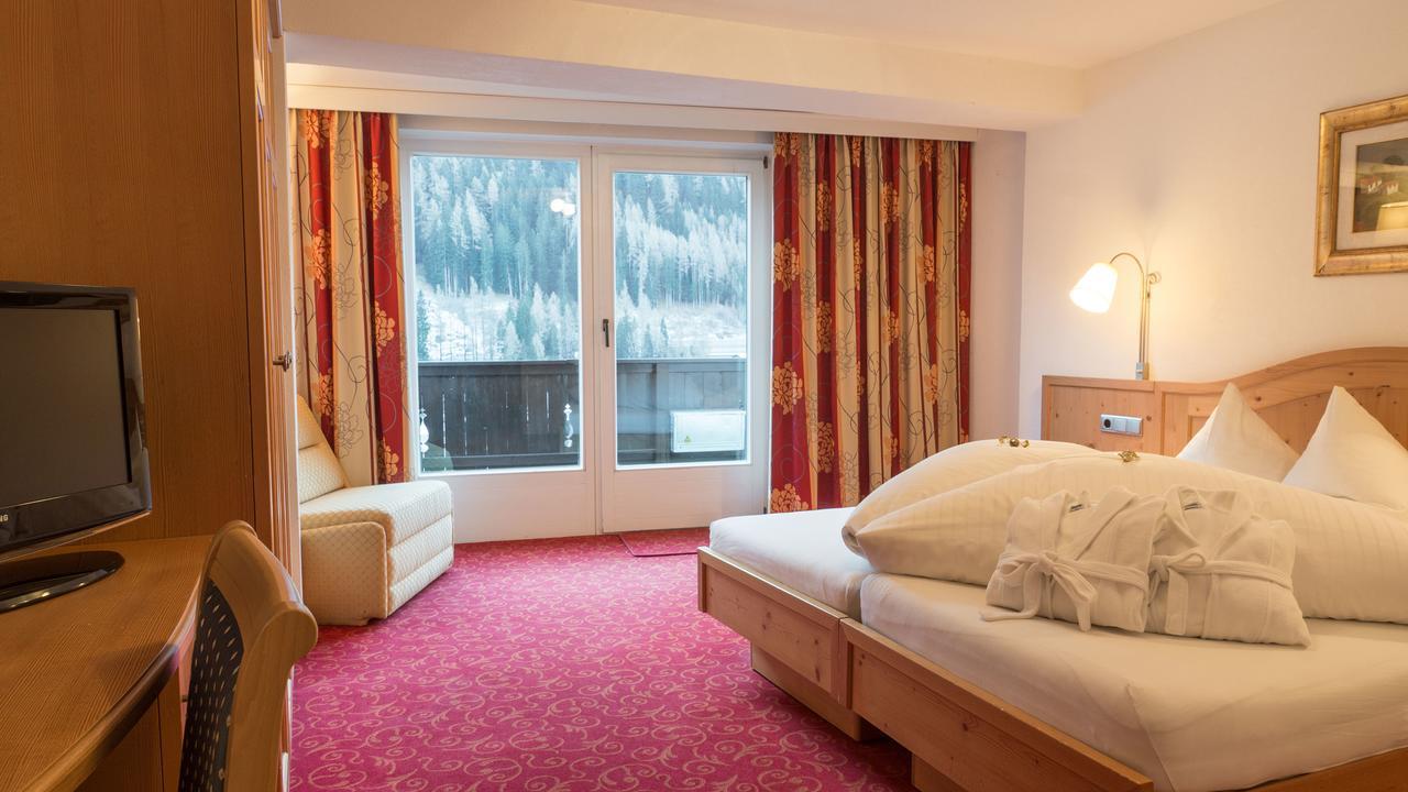 Haus Battisti Hotel Sankt Anton am Arlberg Bagian luar foto